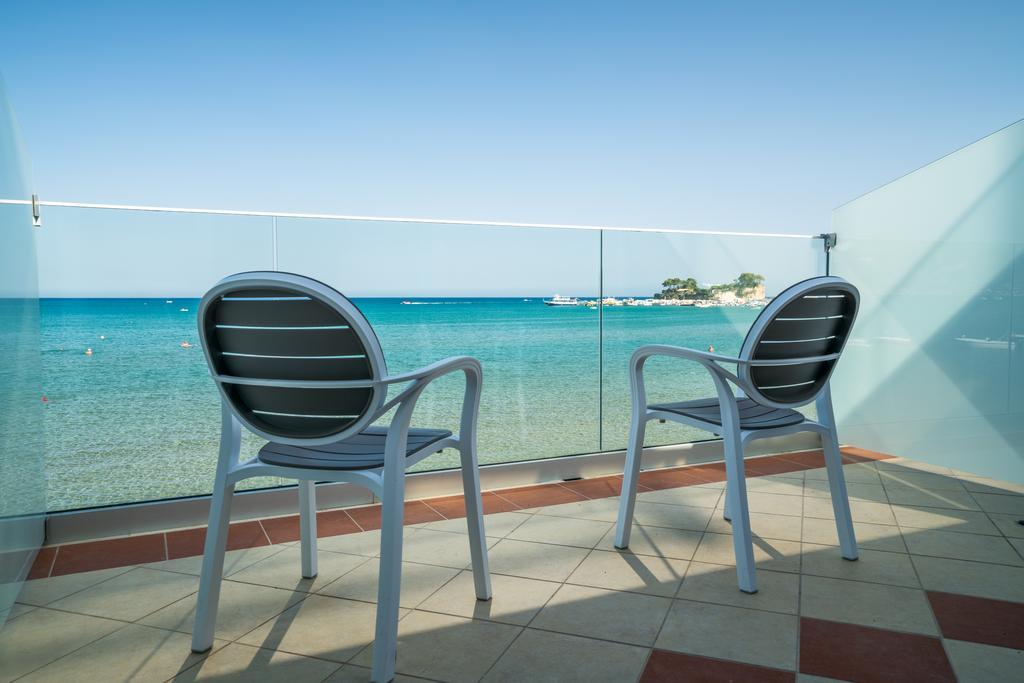 Denise Beach Hotel Laganás Eksteriør bilde